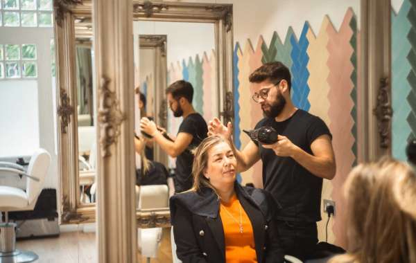 Exploring Hairdressing on Holloway Road: A Stylish Journey