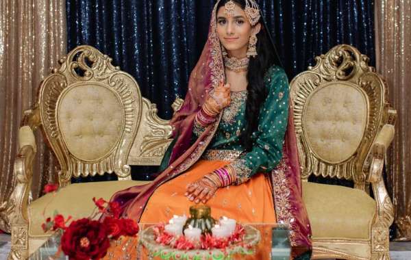 Radiant Elegance: Pakistani Wedding Dresses Toronto