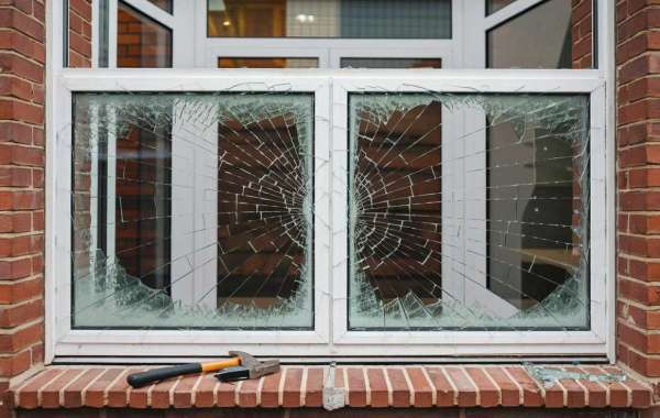 Emergency Double Glazing Repair: What to Do When a Window Breaks