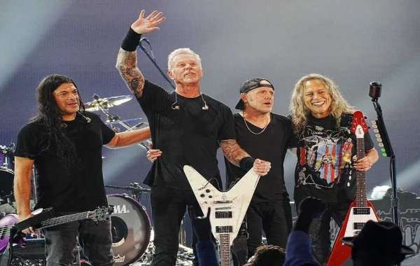 Experience Metallica in VIP Style with Elite Rides Chicago