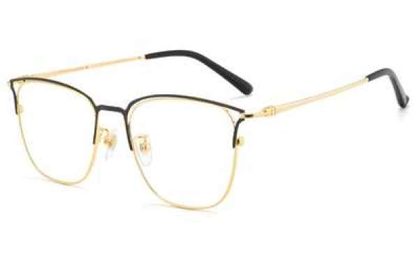 Consider The Frame Size And Material Of Them When Choosing Eyeglasses